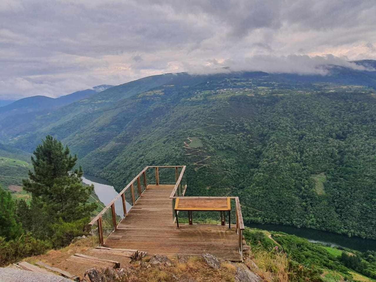 Casa Do Hiebra Alojamiento Rural Ribeira Sacra Castroncelos Exteriér fotografie