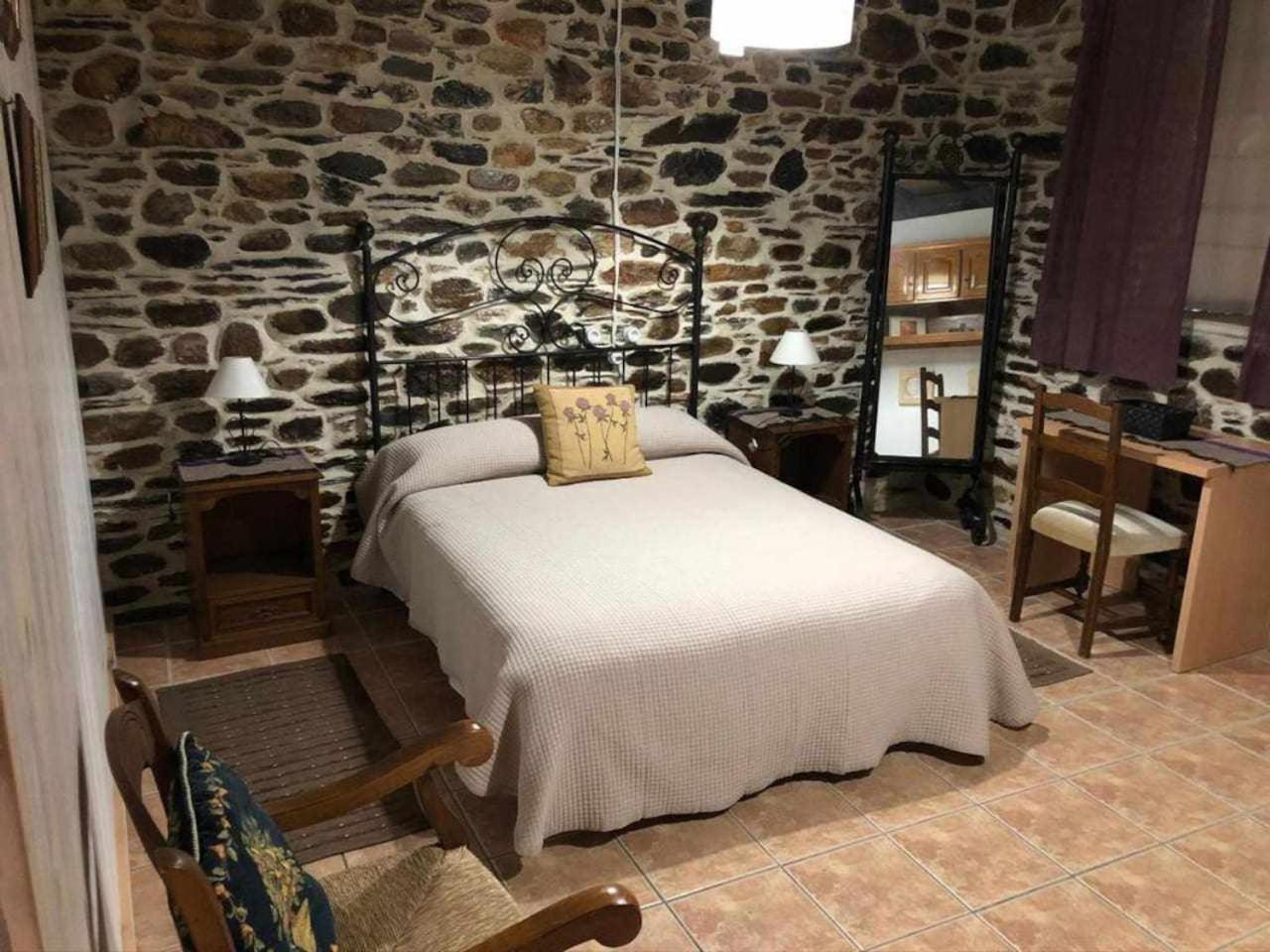 Casa Do Hiebra Alojamiento Rural Ribeira Sacra Castroncelos Exteriér fotografie